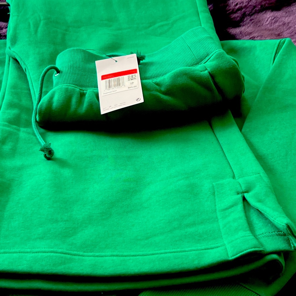Nike women’s sweat suit .Size large